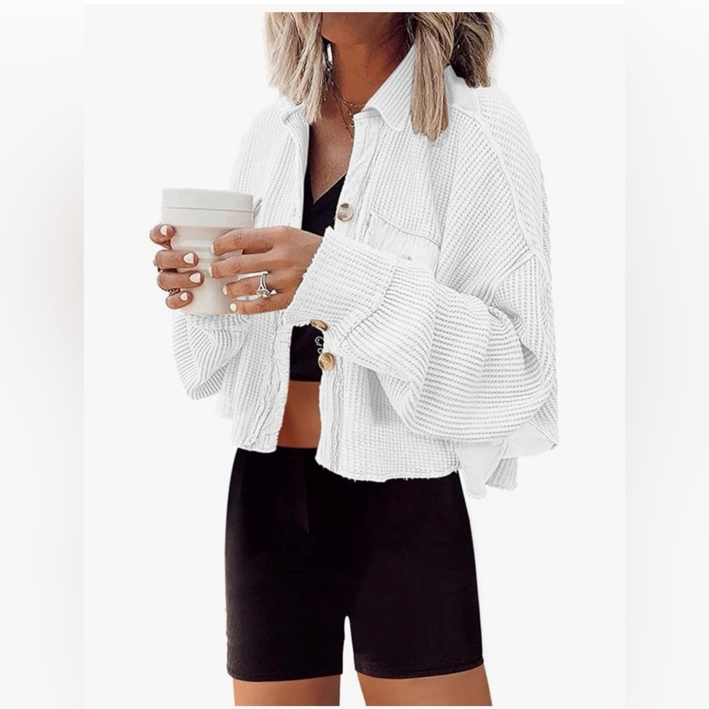 White Knit cropped Button-Up Cardigan